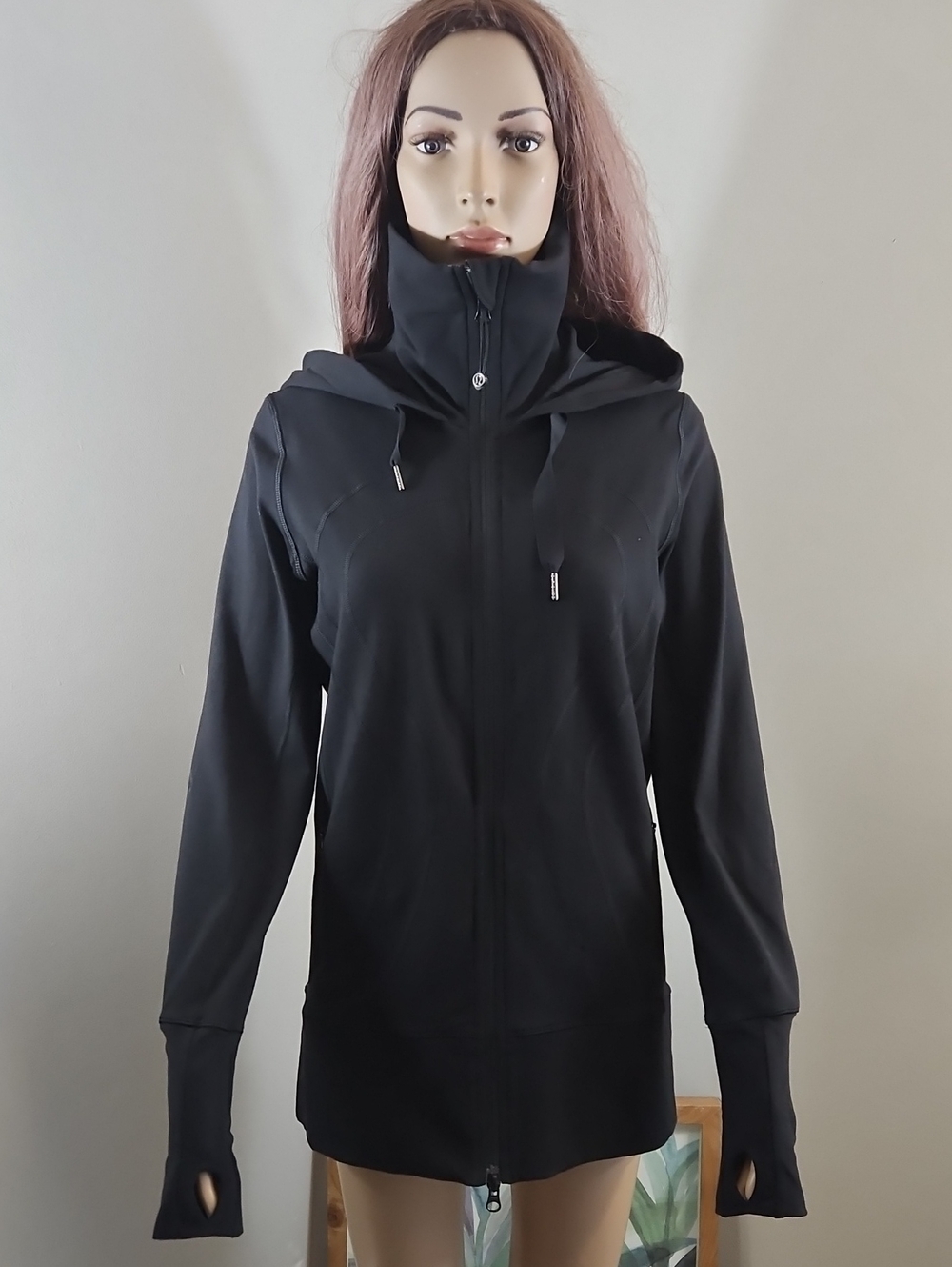 Lululemon Stride Jacket Black Long Line Size 8 Zip Up Sweatshirt Hoodie